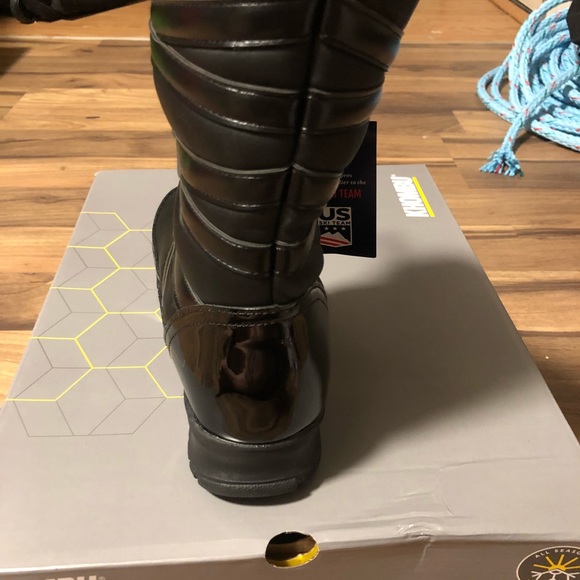 Nwt woman snow boots - Picture 3 of 6